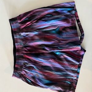 lululemon athletica Dynamic Wave Shorts - Purple and Blue